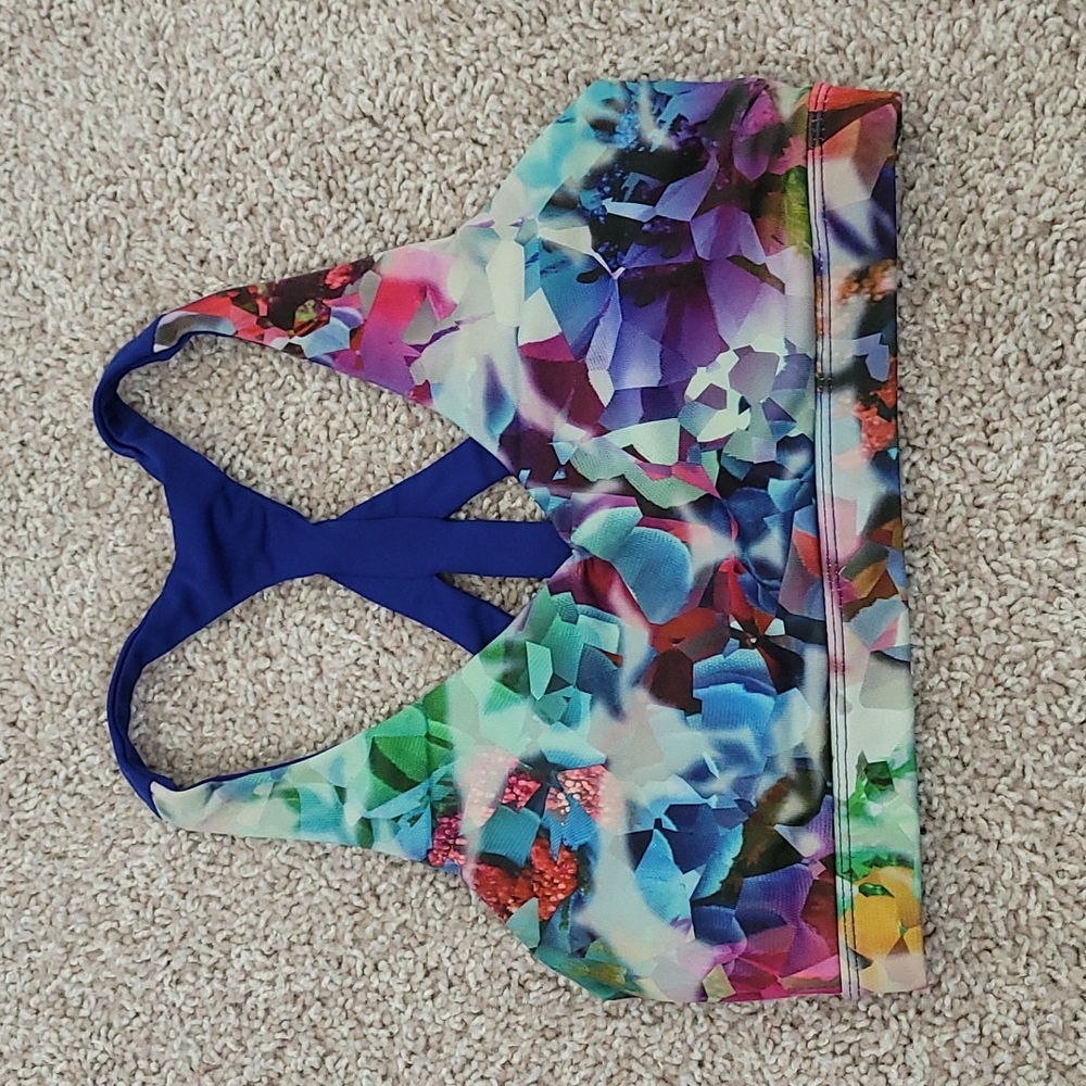 Sports bra